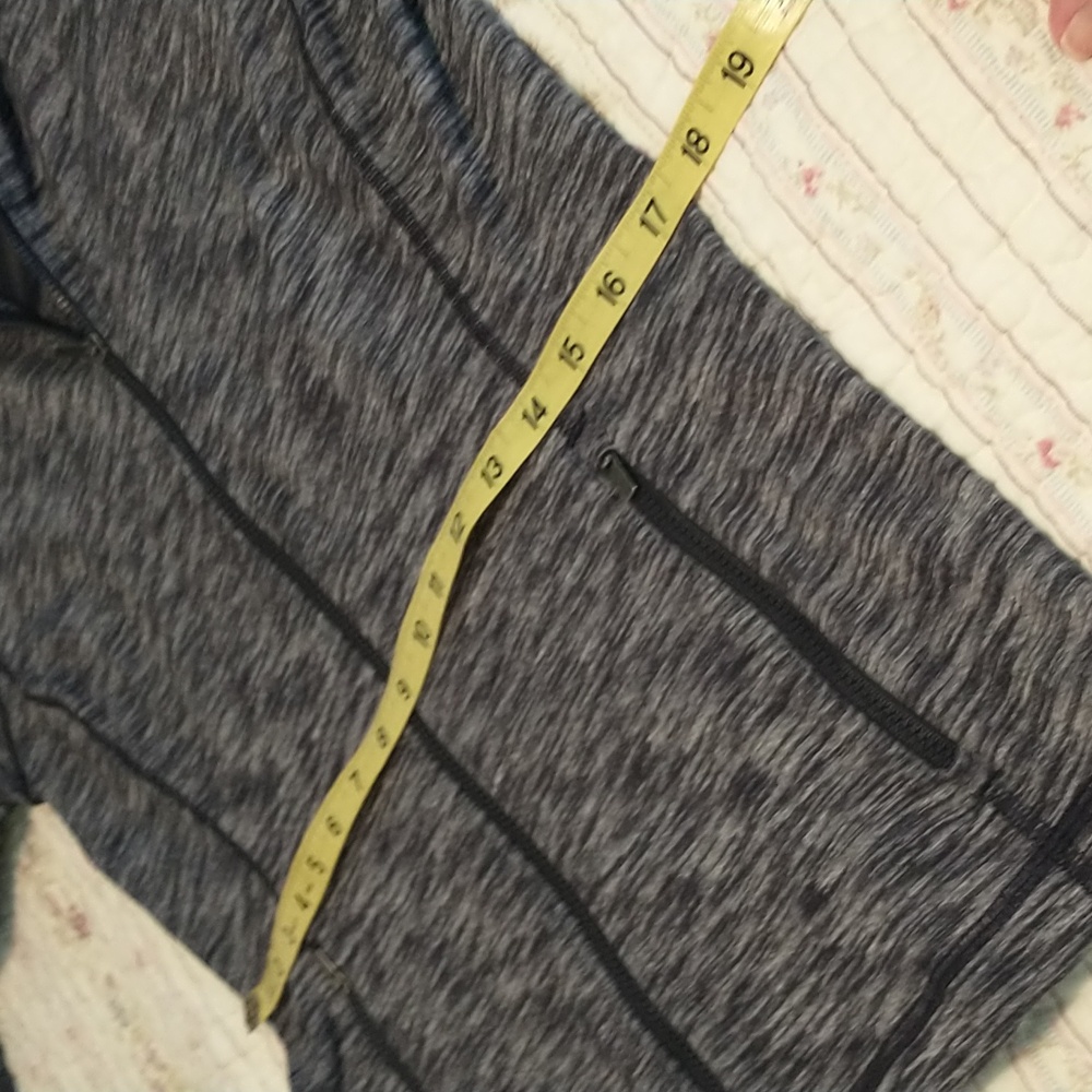EUC Victoria's Sport Jacket, L, Dk Navy/Grey, Full Zip, Mesh Back, Thumb Holes - Picture 10 of 12